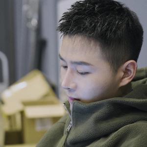 亚洲国产成人无码影片在线播放
